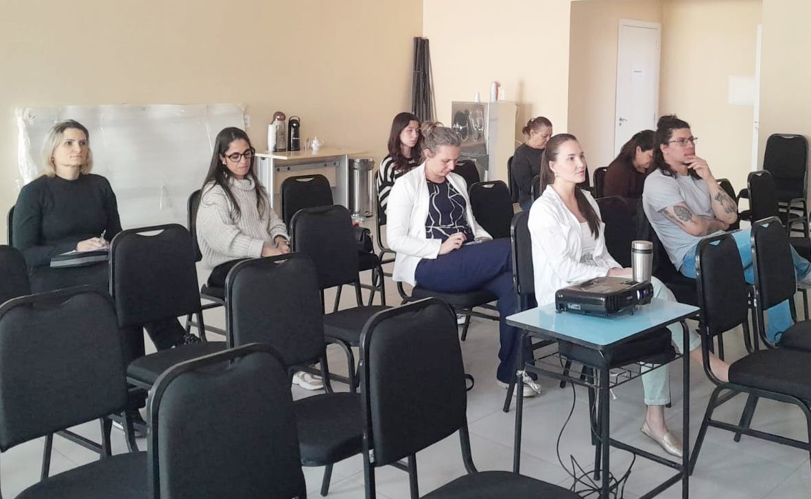 Foto relacionada à notícia: COMDICA realiza Pré-Conferência Municipal dos Direitos da Criança e do Adolescente