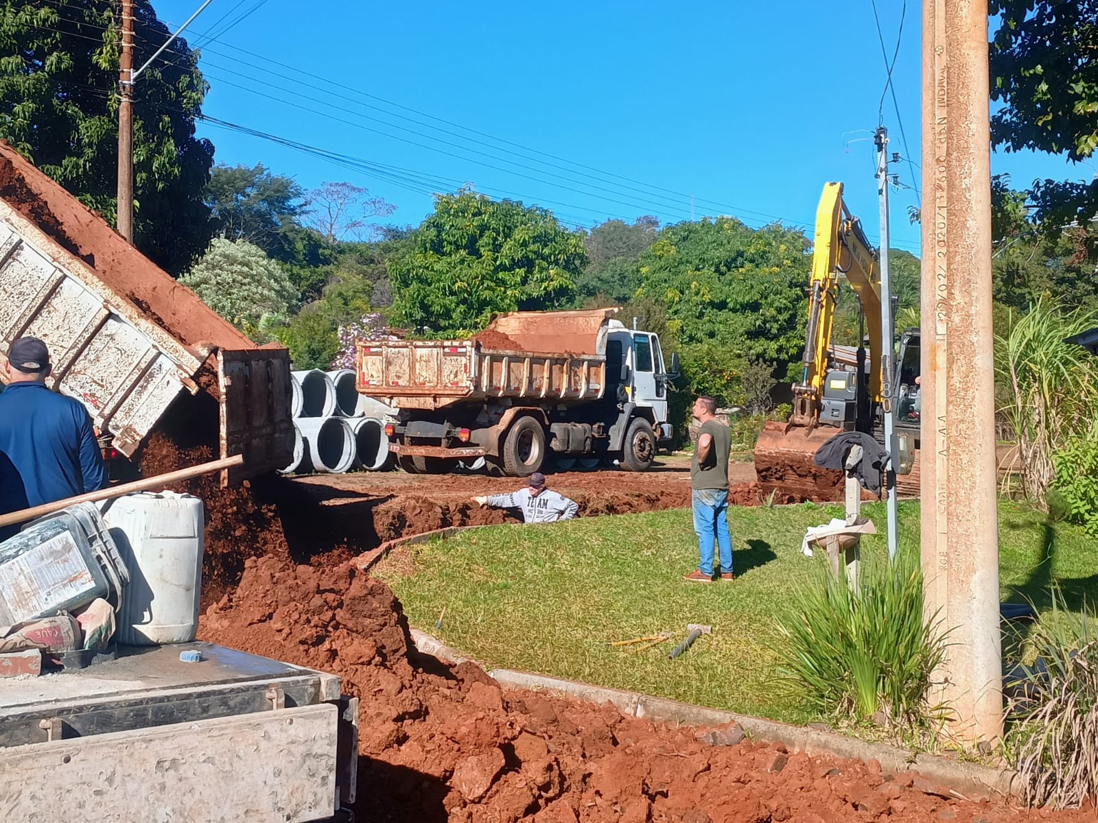 Foto relacionada à notícia: Prefeitura de Três Passos intensifica serviços de manutenção na área urbana e rural