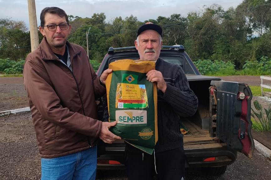 Foto relacionada à notícia: Programa Milho 100% garante mais de R$ 1 milhão em benefícios para agricultores de Três Passos