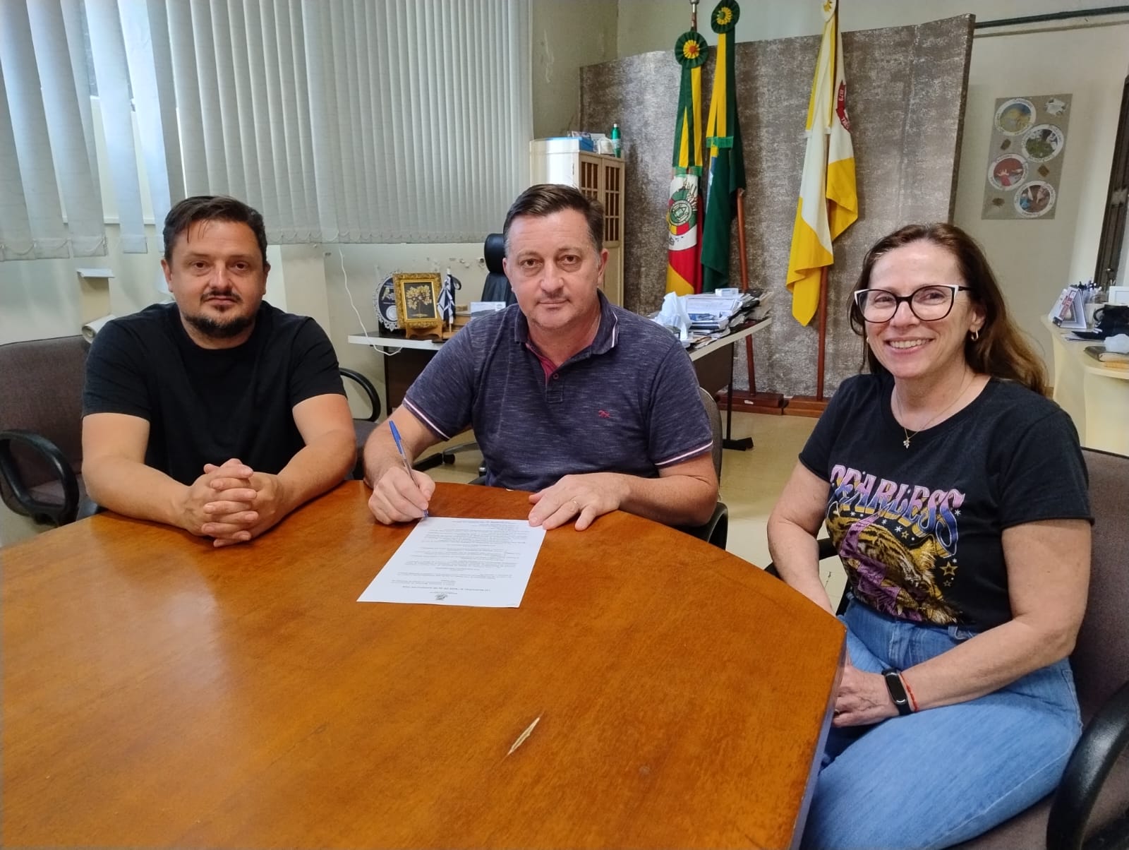 Foto relacionada à notícia: TRÊS PASSOS INSTITUI PROGRAMA DE MONITORAMENTO GLICÊMICO INFANTO-JUVENIL