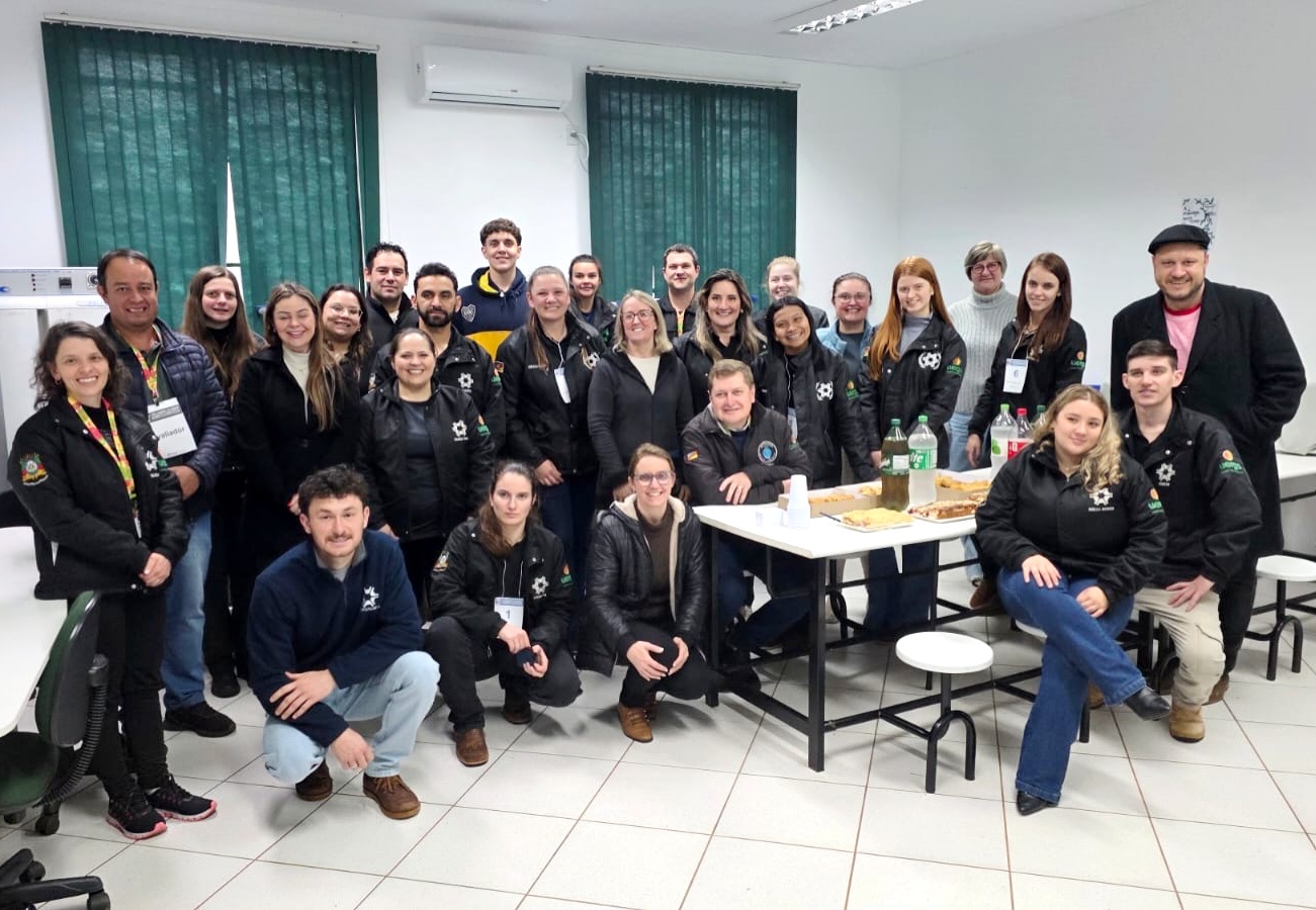 Foto relacionada à notícia:  SUCESSO DA 1ª FEIRA MUNICIPAL DAS CIÊNCIAS COM FOCO EM SOLO E MUDANÇAS CLIMÁTICAS REALIZADA EM TRÊS PASSOS
