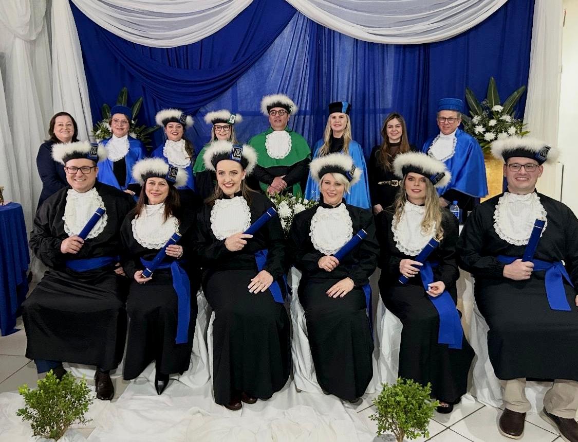 Foto relacionada à notícia: COLAÇÃO DE GRAU CURSO DE LICENCIATURA EM MATEMÁTICA 
